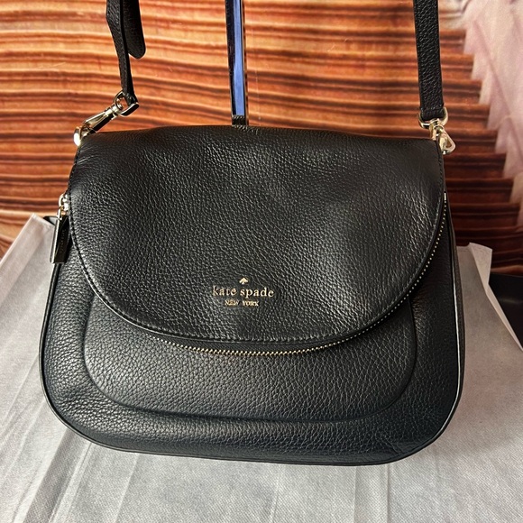 Kate Spade Leila Soft Pebbled Black Leather Crossbody Bag, authentic, excellent - Picture 1 of 15